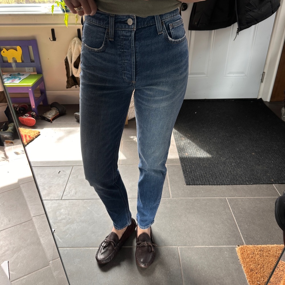 Stylish Blue High-Waisted Jeans
